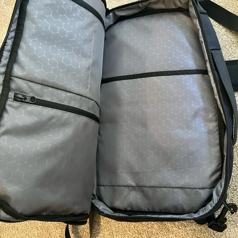 OGIO Black Laptop‎ Backpack Shoulder Messenger Computer Bag Office Workwear NWT
